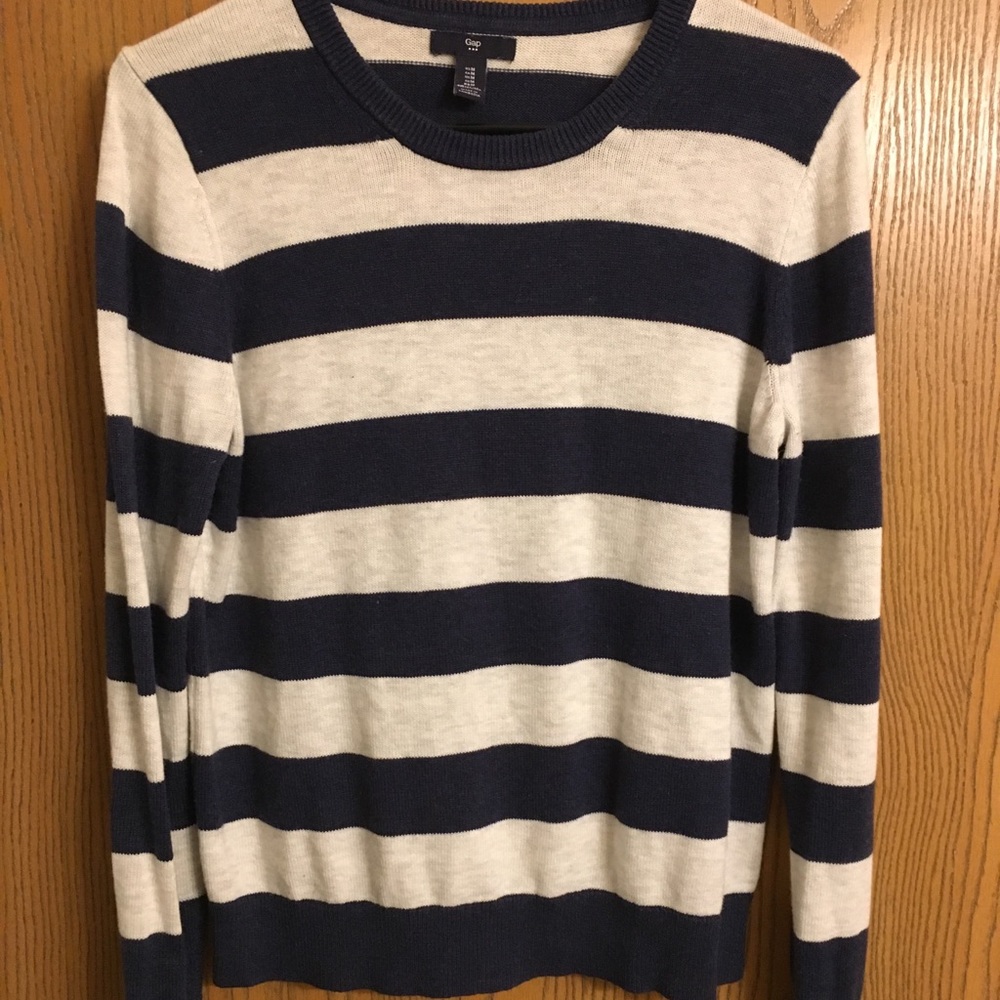 Striped gap sweater